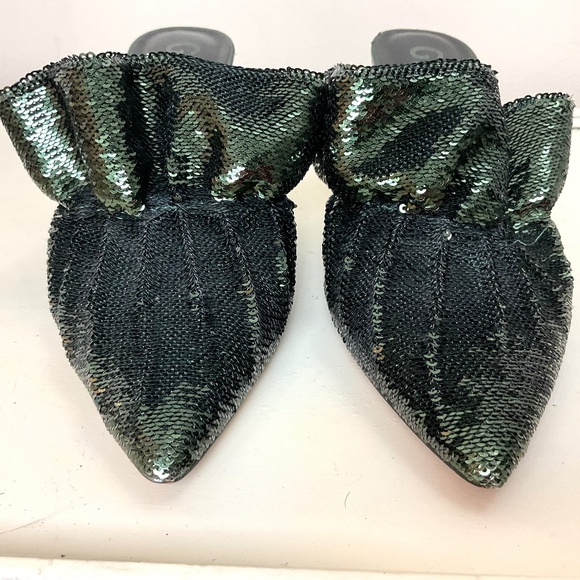 Gianni Bini Rossallio Dark Green Ruffle Sequin Mule Slip On Shoes sz 8 - Picture 6 of 15